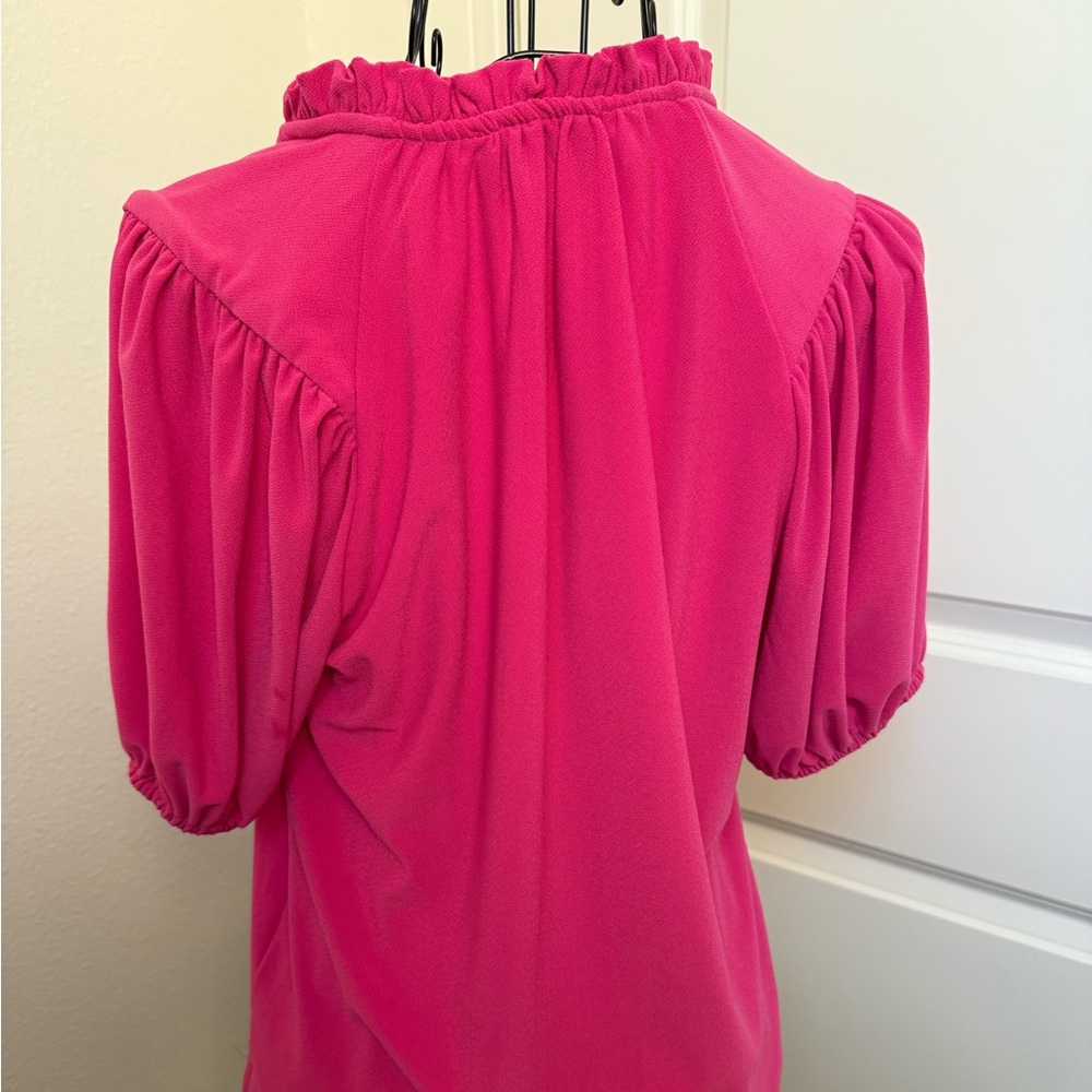 Pink blouse - Picture 2 of 4